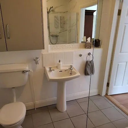 Millstream House & Waterford