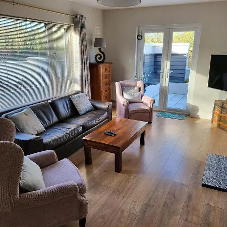 Millstream House & *