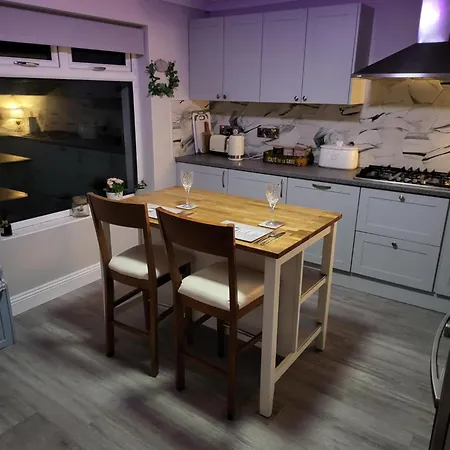 Millstream House & * Waterford